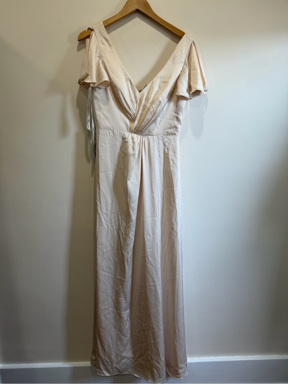 🆕 NWT Azazie Soren in White Alabaster A-Line Pleated Stretch Satin Maxi Dress - Picture 5 of 10